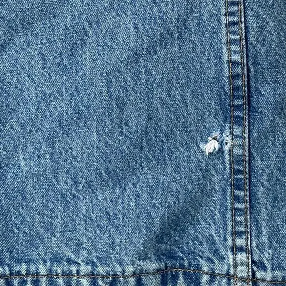 Vintage Wrangler Jeans 36x32 Made in USA Cowboy Cut – Distressed with Flaw - Picture 2 of 9